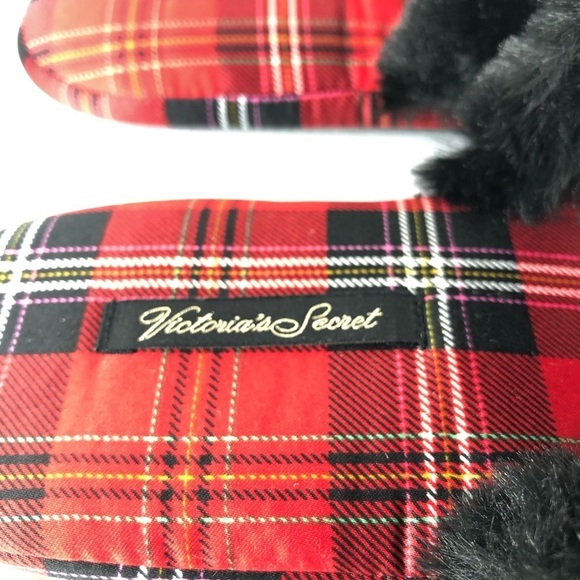 Victoria's Secret Plaid Slippers - Red and Black Size M - Picture 5 of 9